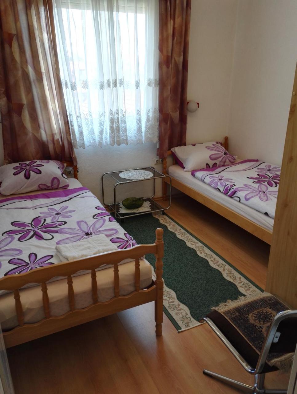 Odžak Prenociste Orhideja酒店 外观 照片